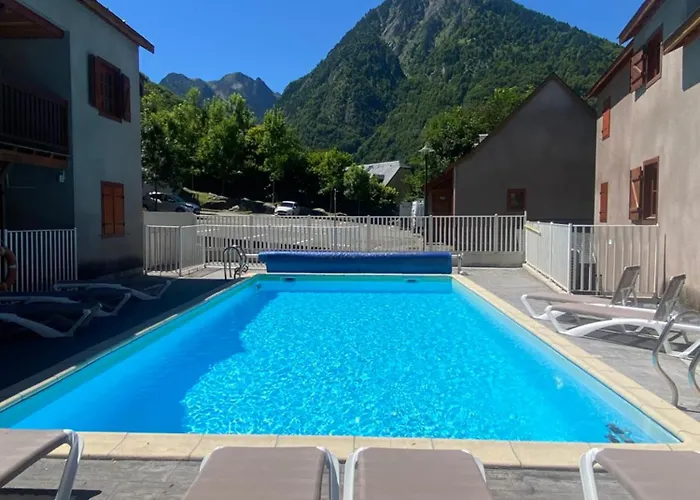 T3 Renove Avec Balcon, Vue Montagne Et Parking. Cauterets